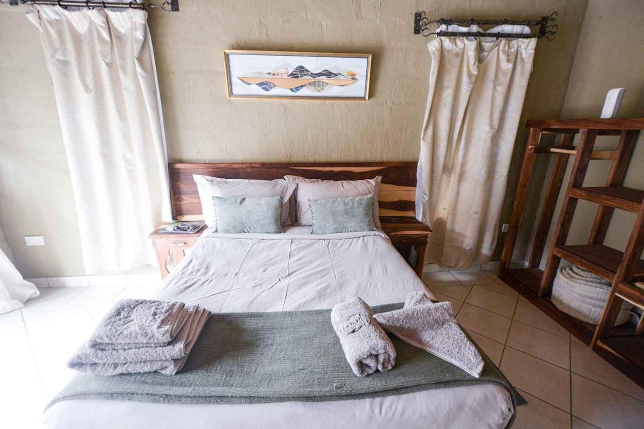 African Excursions Guest House Khwai 외부 사진