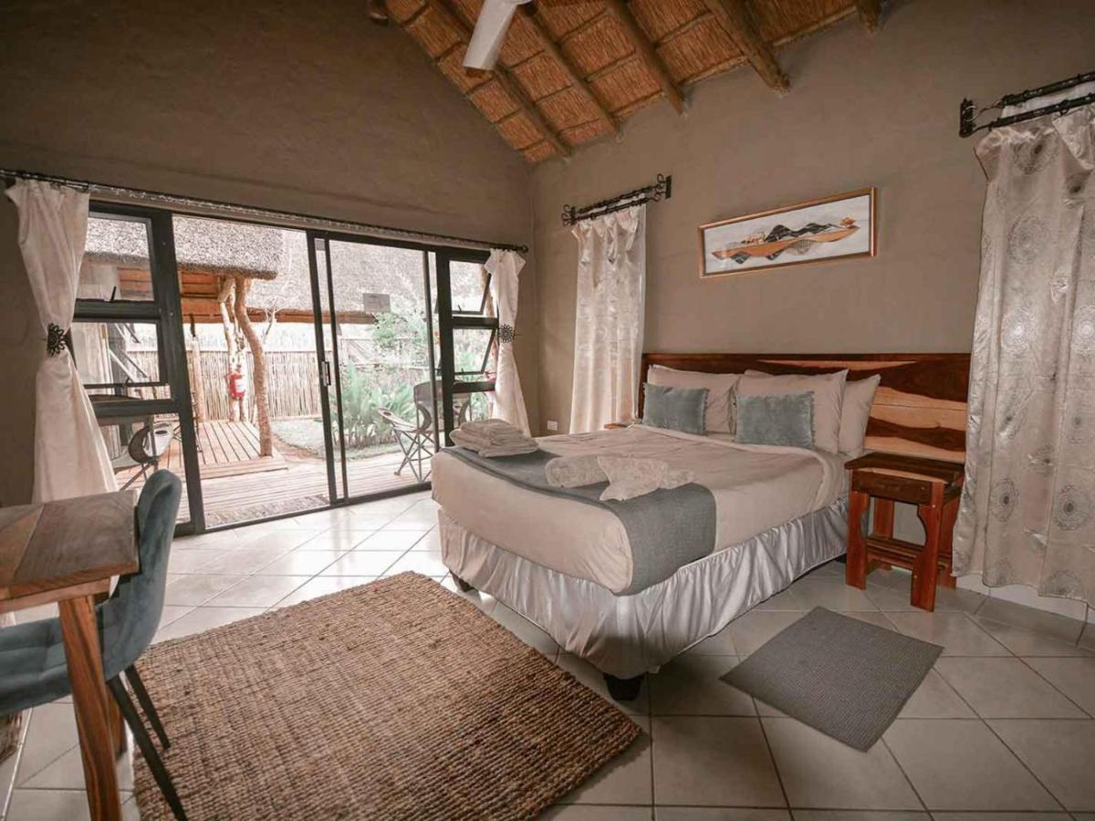 African Excursions Guest House Khwai 외부 사진